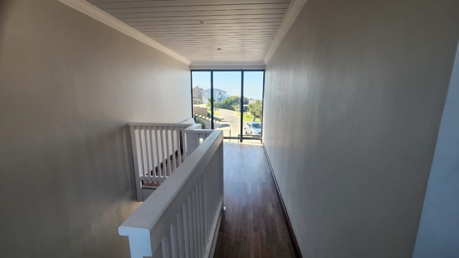 5 Bedroom Property for Sale in Tergniet Western Cape